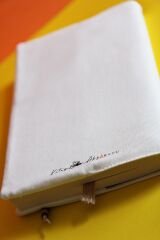 Kitap Kılıfı - Kara Kedi Beyaz Sayfalar