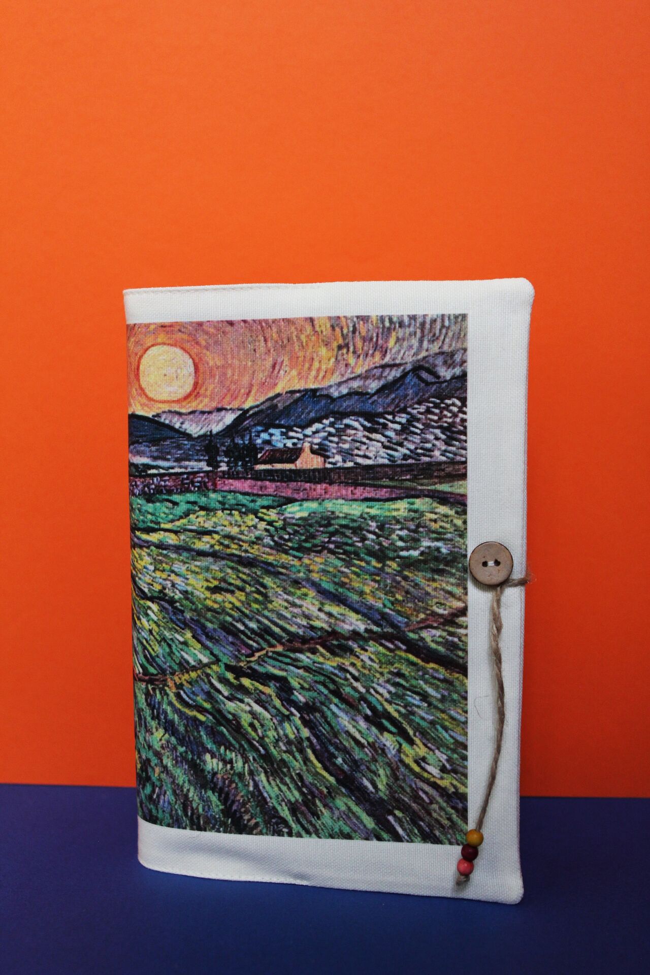 Kitap Kılıfı - Van Gogh Çiçeklenmiş Tarlalar